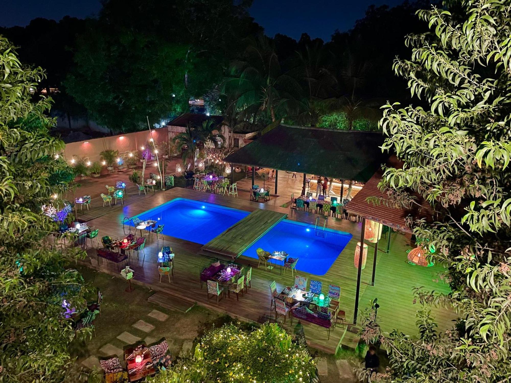 Le Patio Hotel Lome Exterior photo